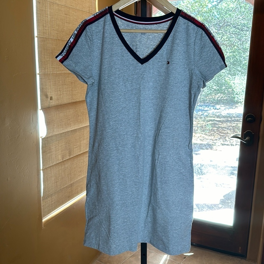 NWOT Tommy Hilfiger Gray T-Shirt Dress Small Casual Cotton Tee Logo Minimalist
